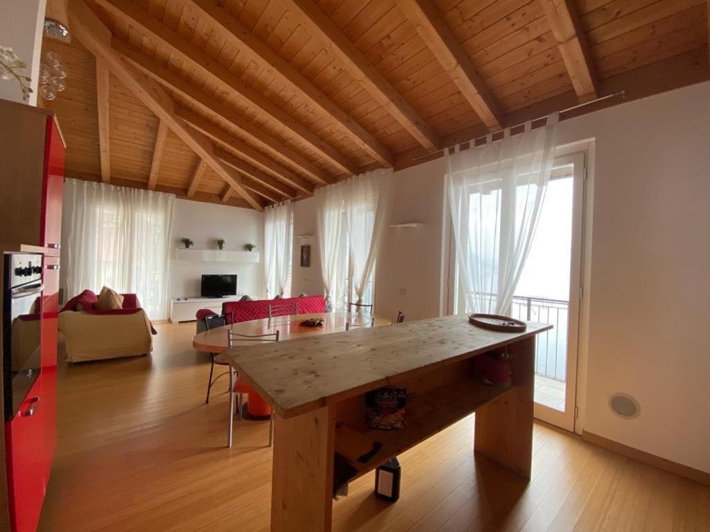 Luxury Penthouse With Big Terrace Apartment Argegno Exterior photo